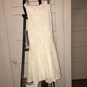 White lace mini